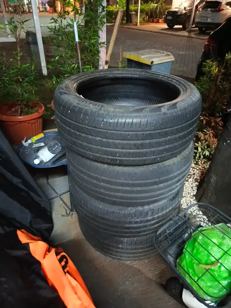 Ban Pirelli R20 ( 4 Ban)