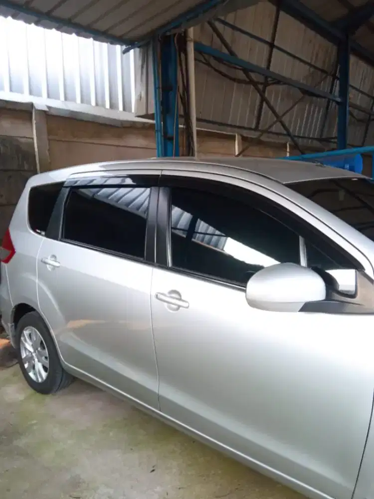 Tempat pemasangan kaca film mobil di jamin rapi