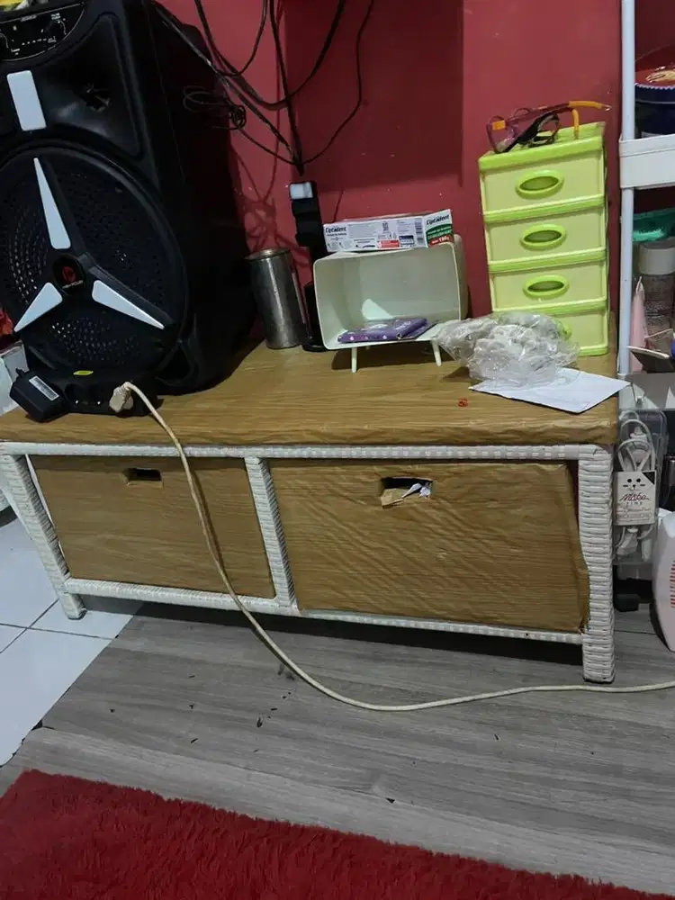 Jual meja tv rotan edisi rumah sempit