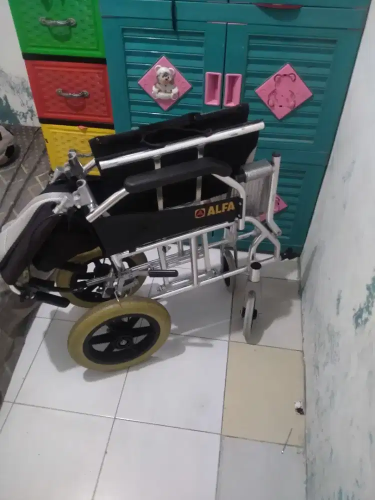 KURSI RODA TRAVEL ALMINIUM