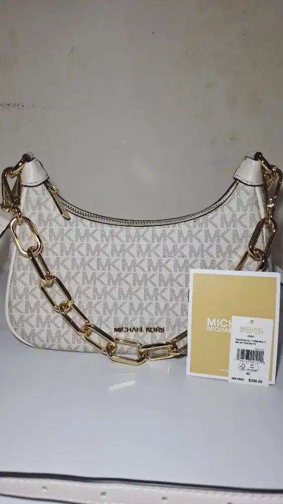 Tas Wanita Michael Kors Cora Medium Signature Pouchette Light Cream