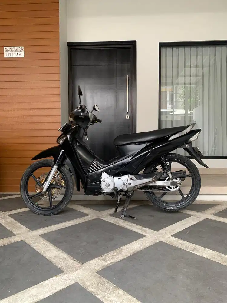 SUPRA X 125 2005/2006 PAJAK ON, PLAT DKI, SRT LGKP, KUNCI 2, MESIN JOS