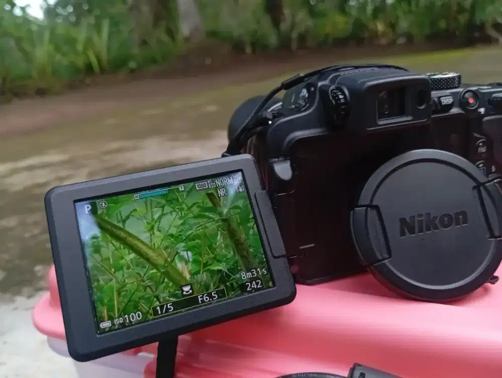 Kamera Nikon Coolpix B700