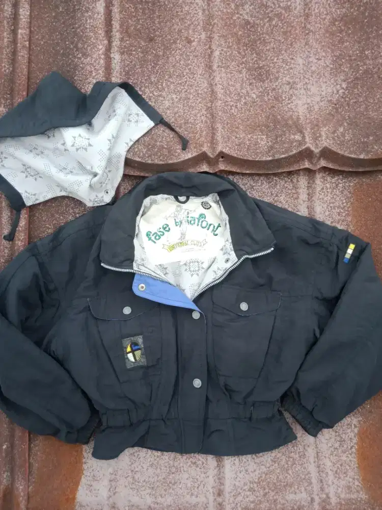 Di jual jaket vintage Boxy size M