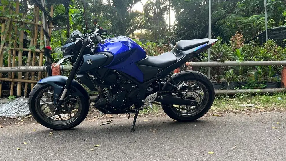 Dijual Yamaha M 25 Biru Plat Surabaya