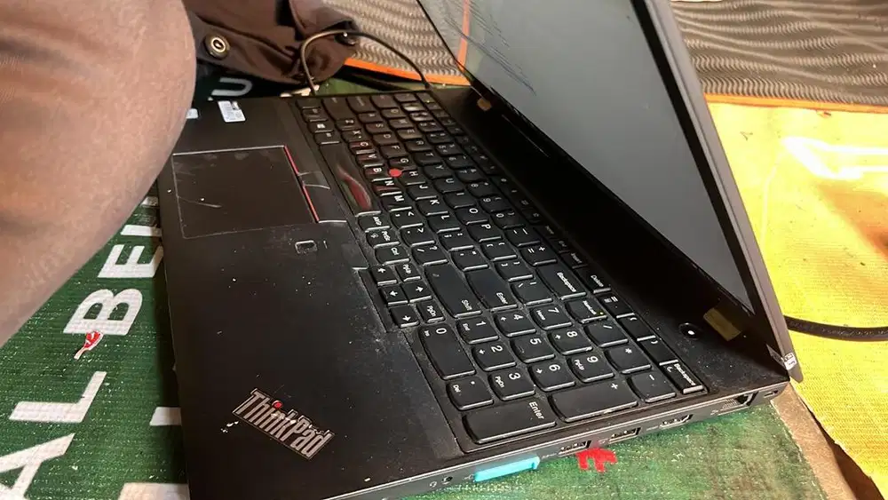 Dijual laptop Thinkpad T590