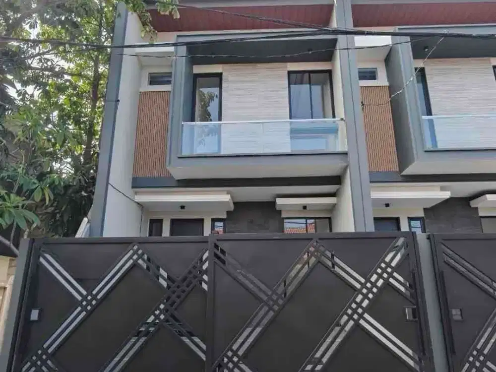 Baru gress‼️Rumah Manyar tirtoyoso tengah kota surabaya