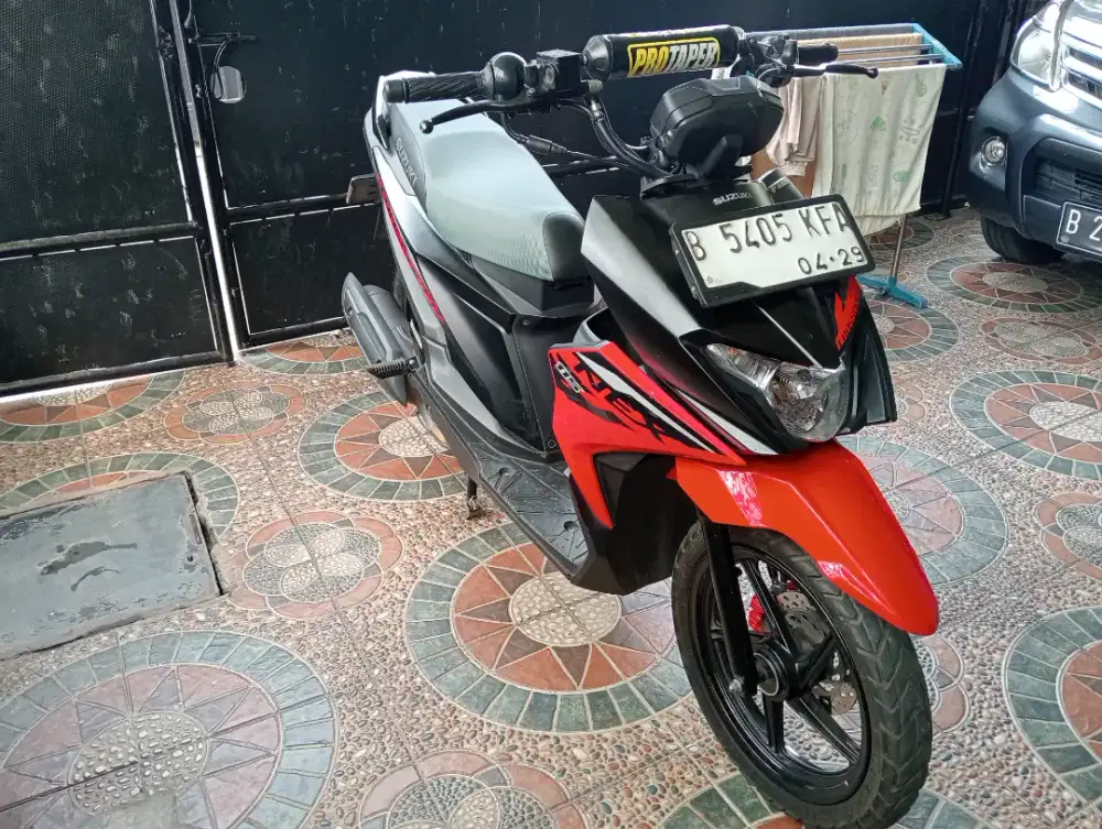 Suzuki nex crossover like new