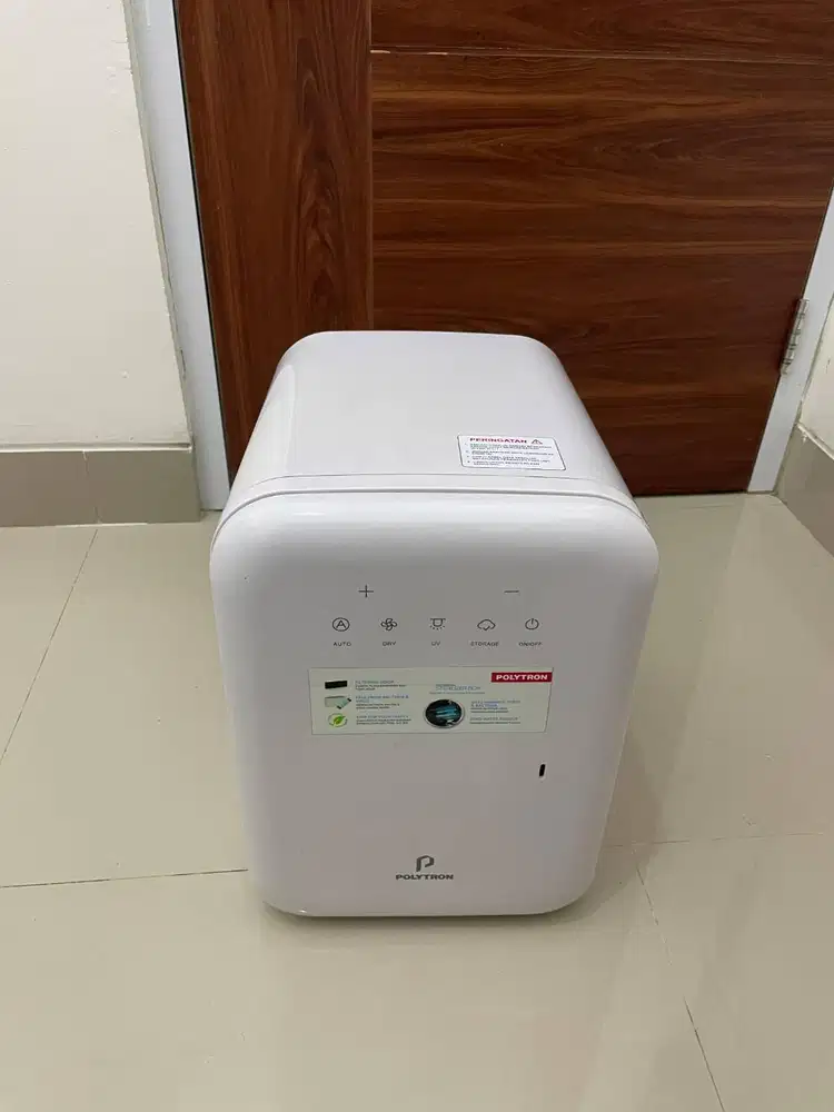 Polytron Sterilizer Box PUV 122W bekas sangat terawat