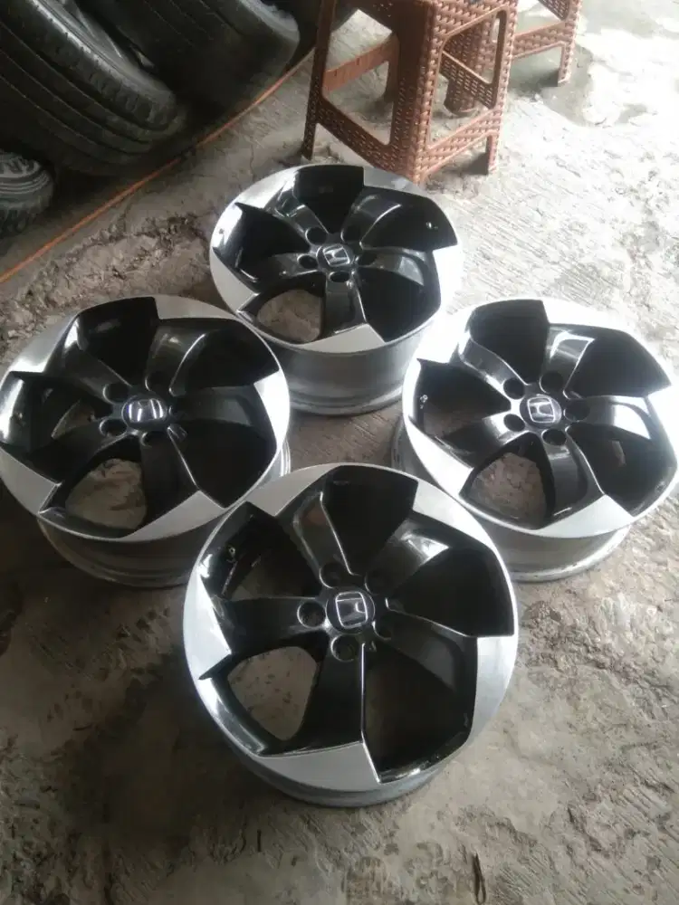 Velg oem HRV R17[5×114] velg aja