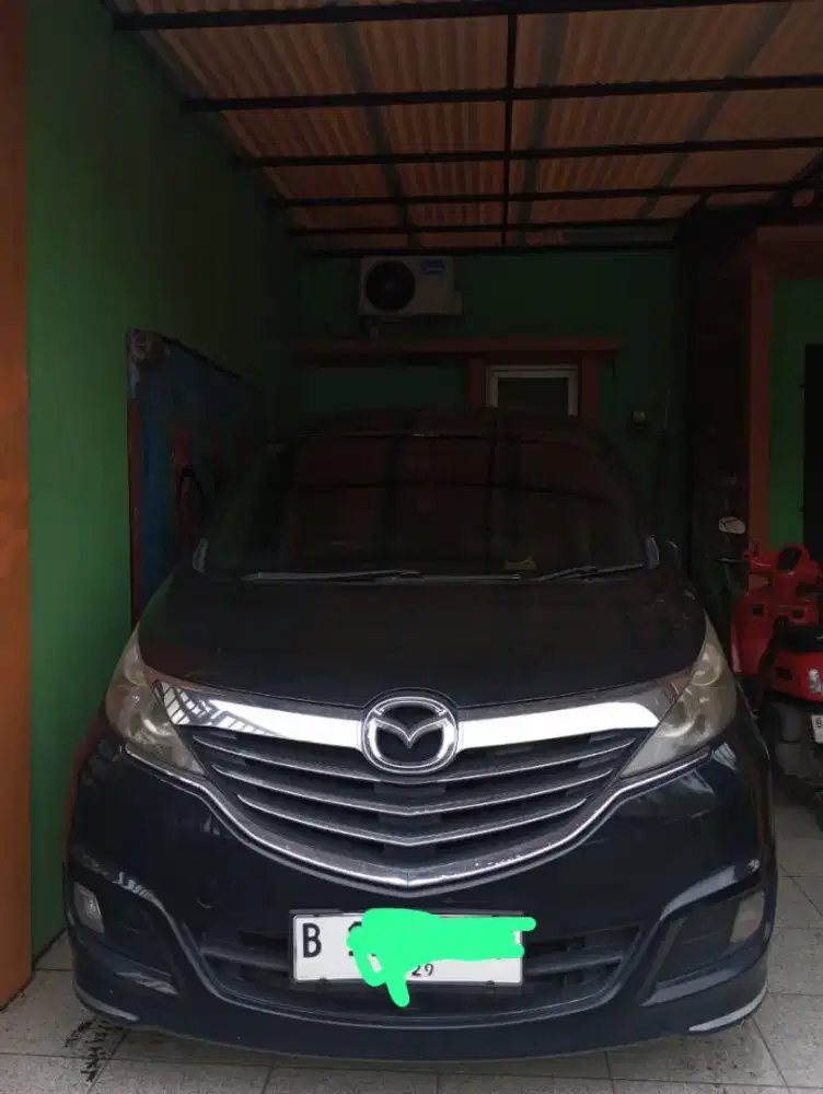 Mazda Biante 2.0 skyactive tahun 2014 hitam