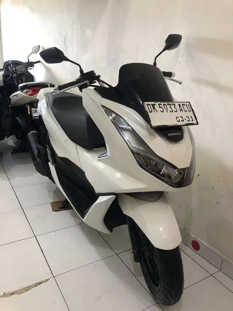 Honda PCX 160 ABS Th.2021 Putih!!