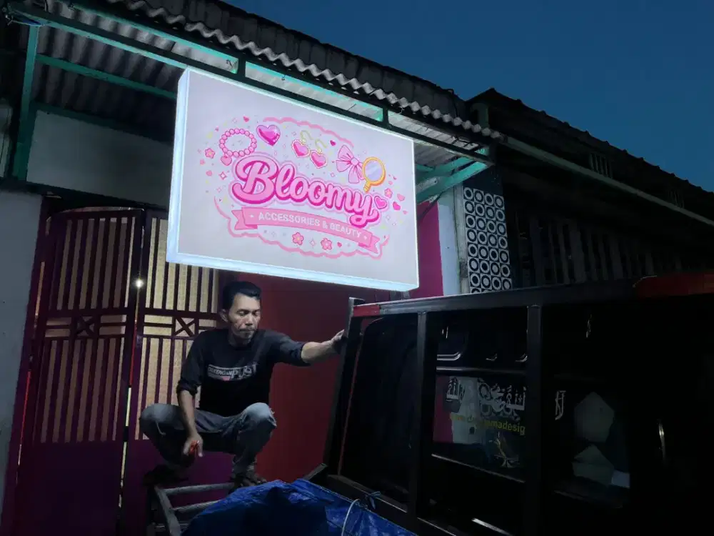 Papan nama neonbox huruf timbul bilbaord reklame