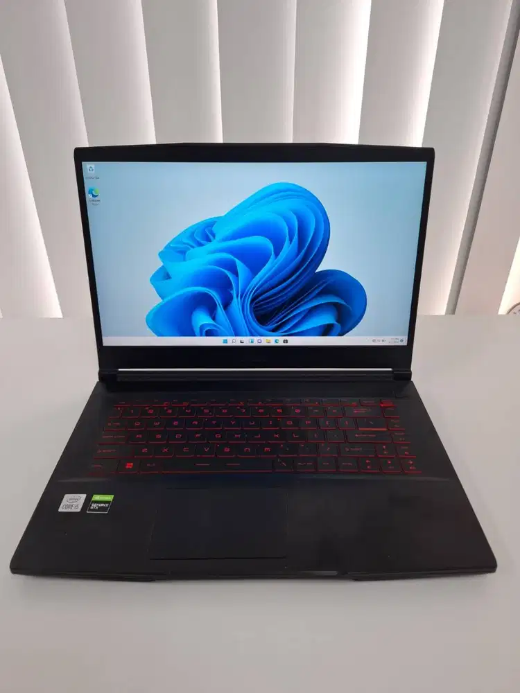 MSI GF63 Gen 10 COre i5 RAM 16GB SSD 512GB VGA 4GB