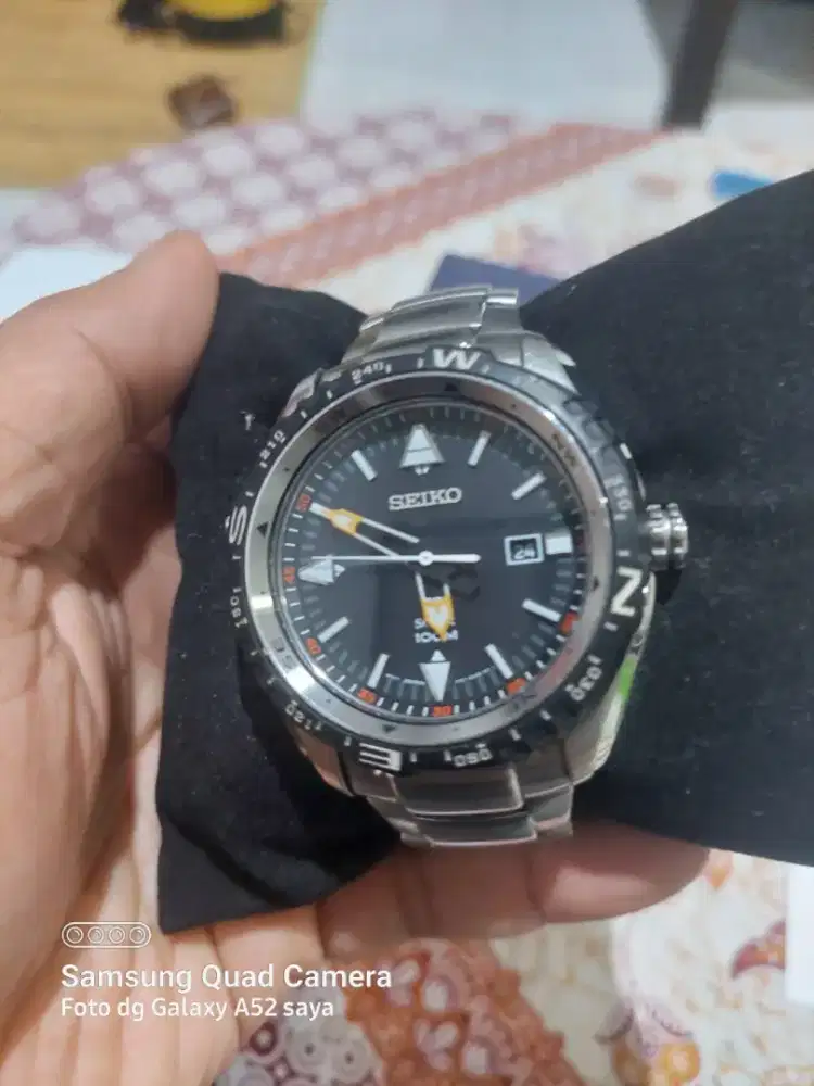 PRE-LOVED Seiko Prospex Land Solar SNE421P1–Kompas & Solar Power!