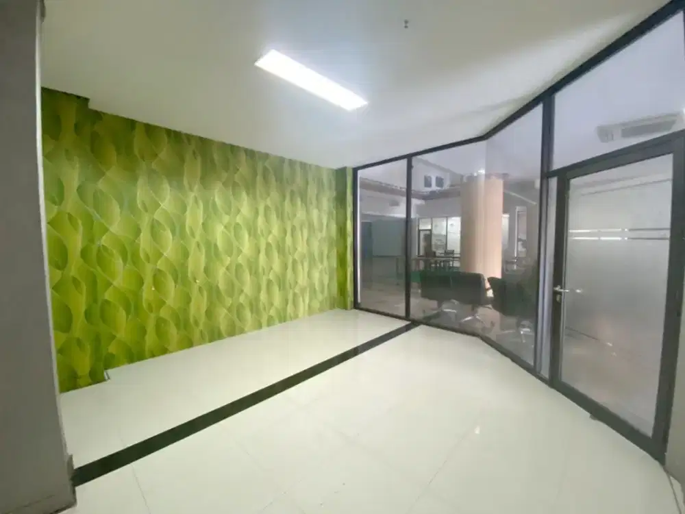 Di Kontrakkan Kantor Semarang 124