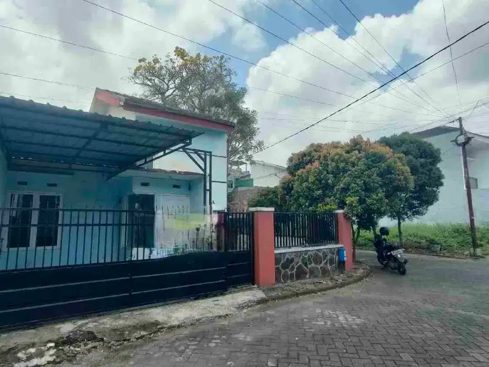 Rumah Saxophon Lowokwaru Kota Malang