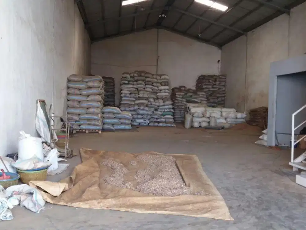 Dijual Pergudangan Tritan Taman