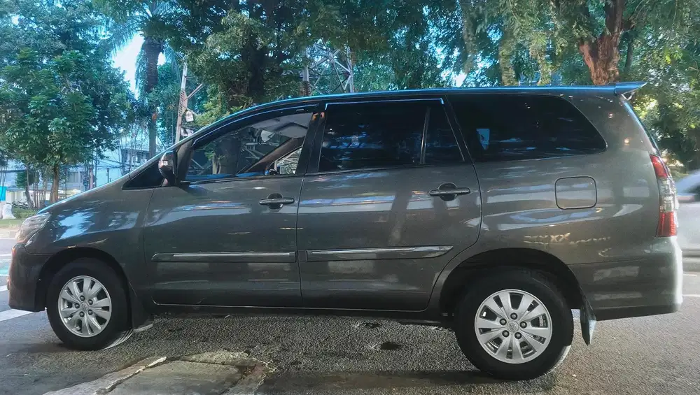 Toyota Kijang Innova 2013 Diesel