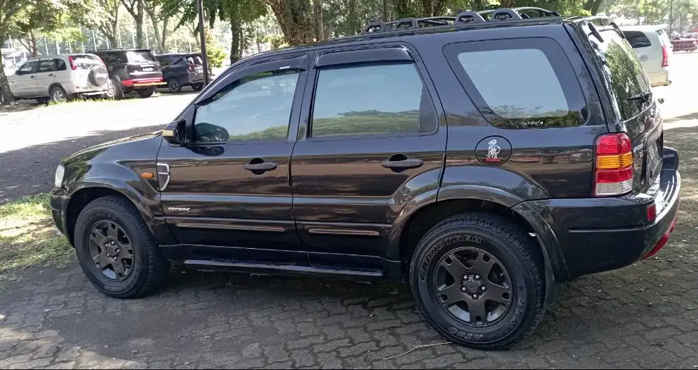 Dijual Ford Escape 2.3 2006 akhir 77jt