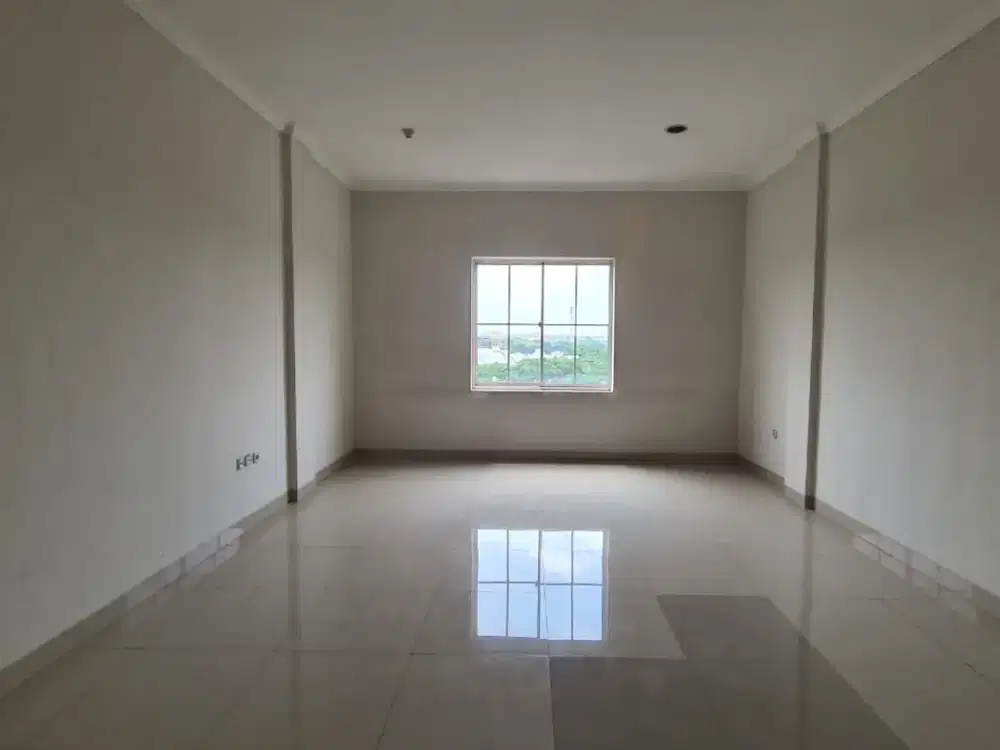 Disewakan Ruko GLC CBD UK 4.5x15 Harga 145jt/th