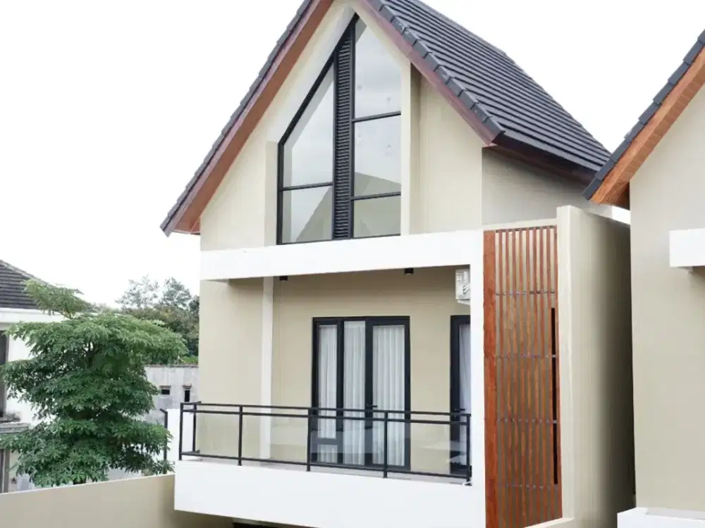 RUMAH 2 LANTAI SISA 1 UNIT SCANDINAVIAN, SPESIAL HARGA PROMO LOKASI STRATEGIS DEKAT PASAR PURI PATI