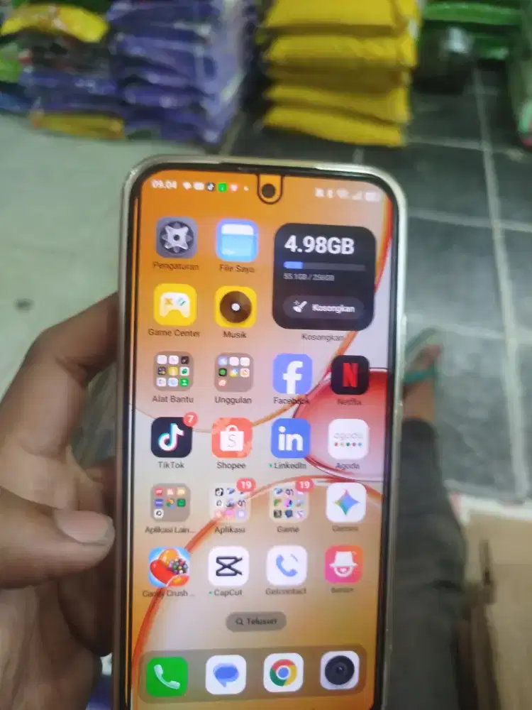 Di jual realme c85 pro 8/256 pemakaian kurang lebih 1 bulan