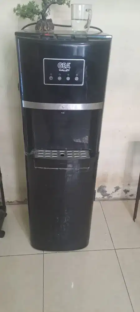 dispenser gea panas dingin