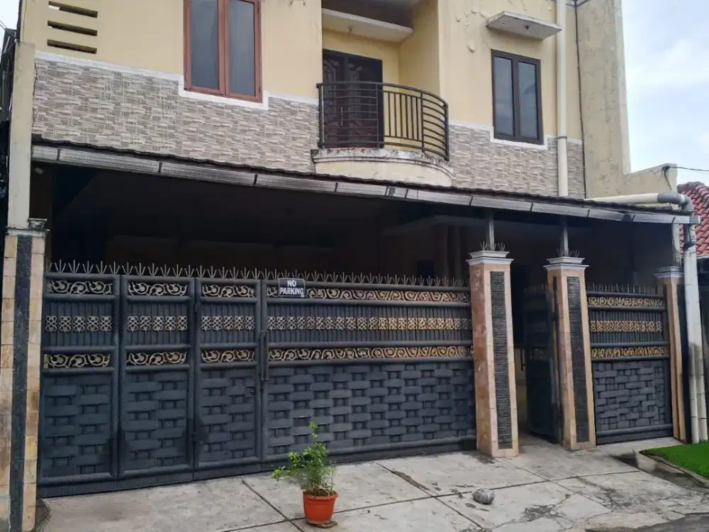 Disewakan Rumah 2 Lantai di Pancoran Barat, Jakarta Selatan