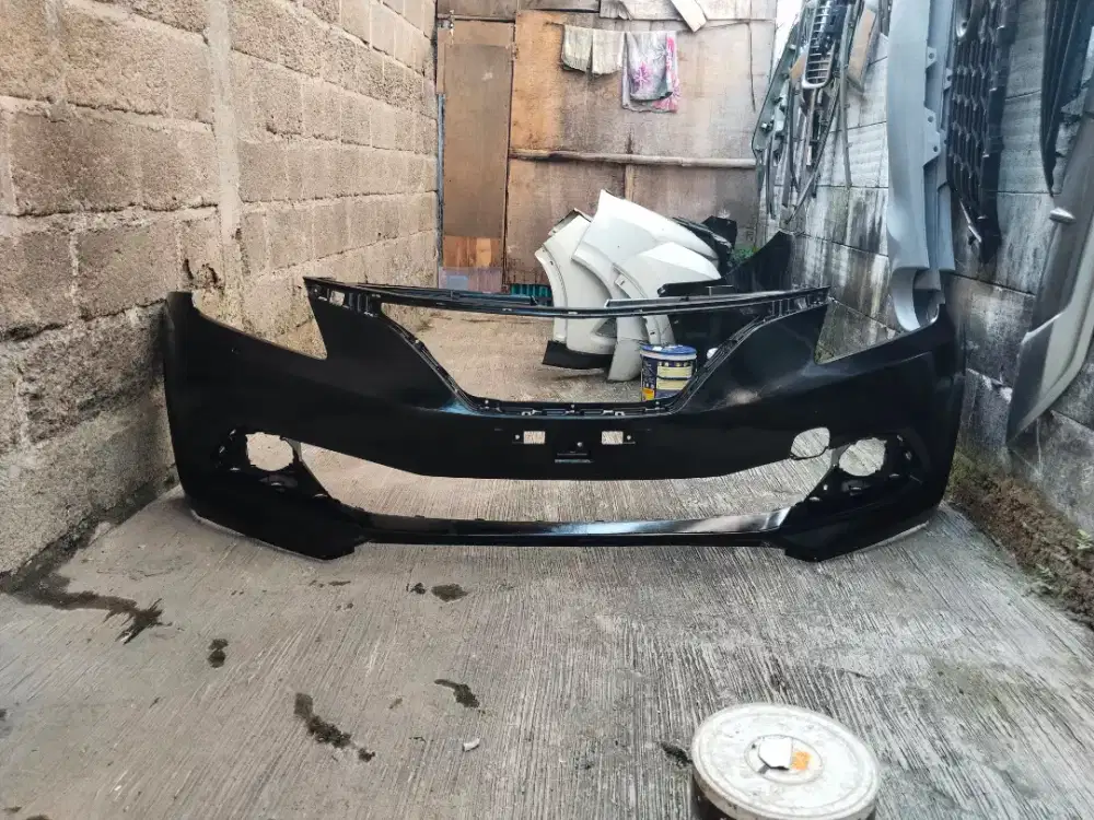 Bumper depan suzuki baleno 2018
