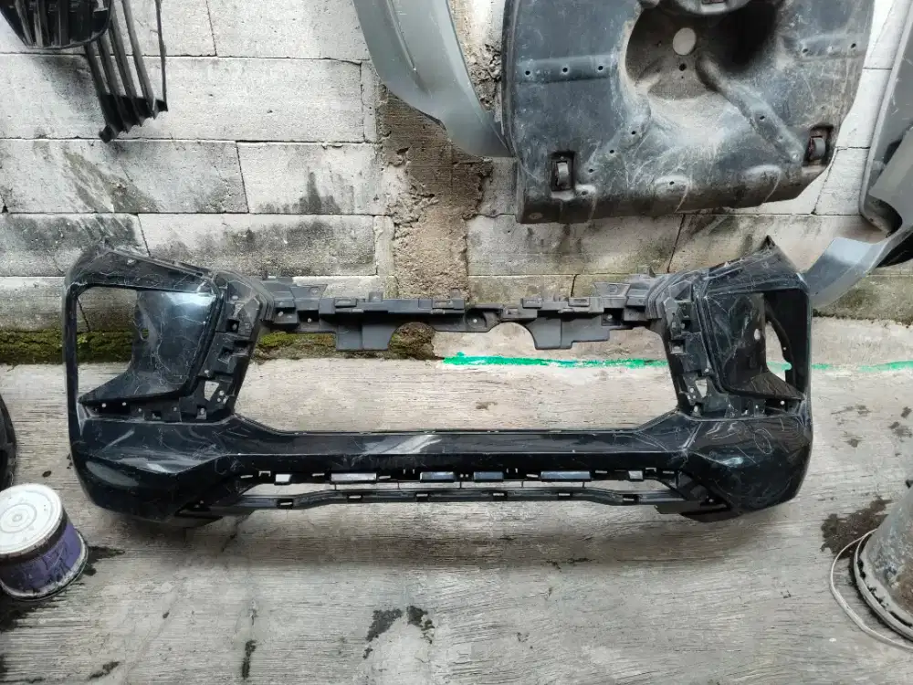 Bumper bemper depan pajero 2023-2024