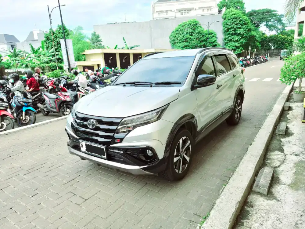 TOYOTA RUSH GR SPORT 2025 AUTOMATIC NEW MODEL CAT FULL ORI NIK 2024