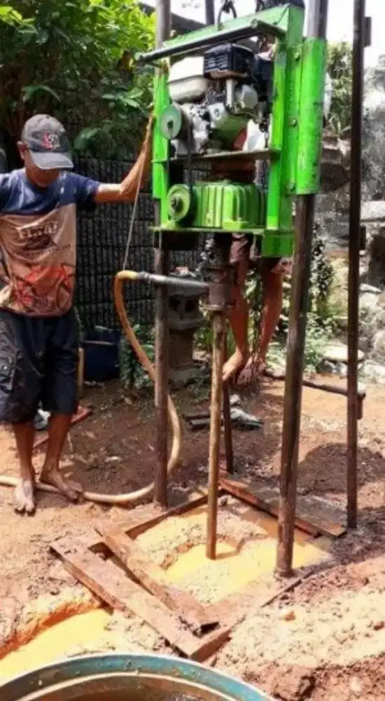 Bor pondasi bangunan dan sumur air bersih