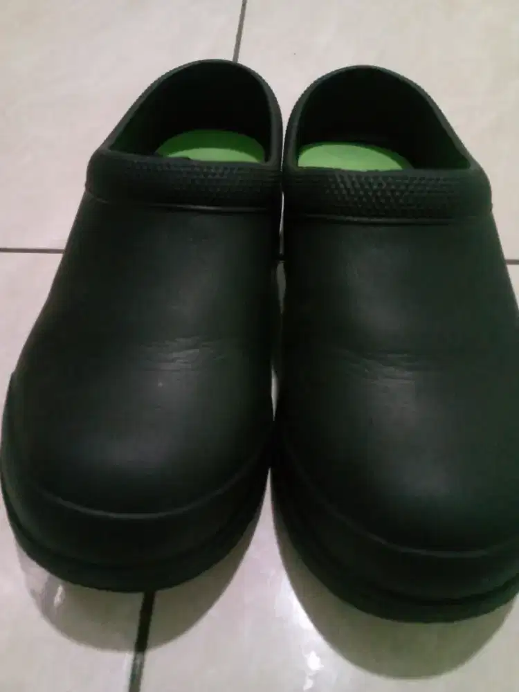Sepatu Karet KITCHEN