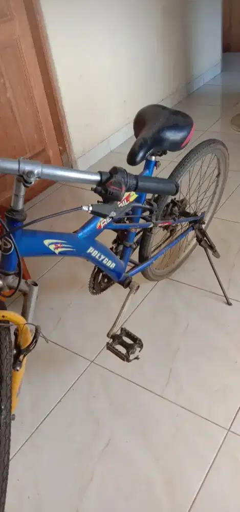 Sepeda gunung merk Polygon