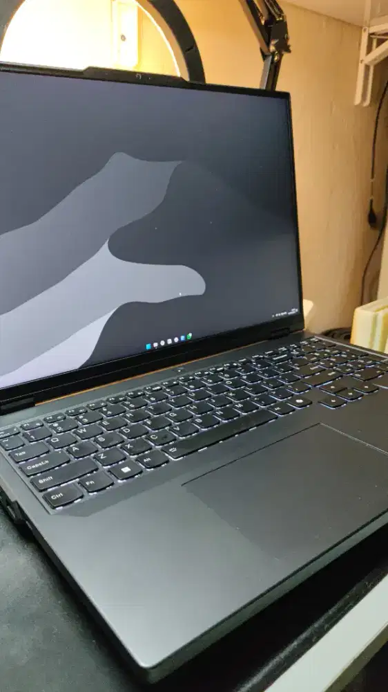 Murahh meriah Legion Pro 5 RTX 4060 — i7-14650HX / RAM 32GB / 240Hz