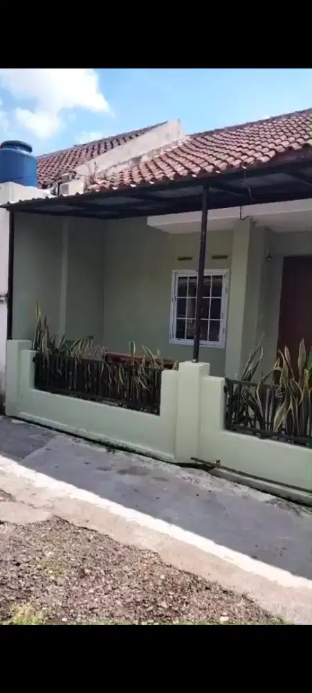 DIKONTRAKKAN RUMAH (6 BULANAN ATAU TAHUNAN)