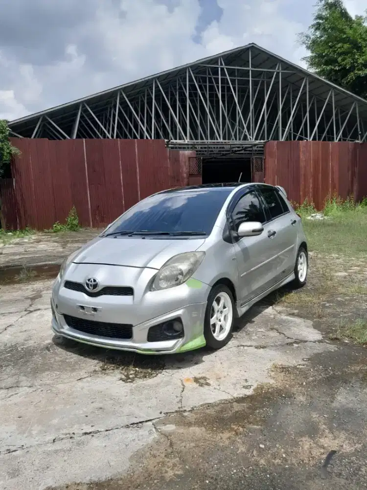Dijual Yaris Trd 2012 metic