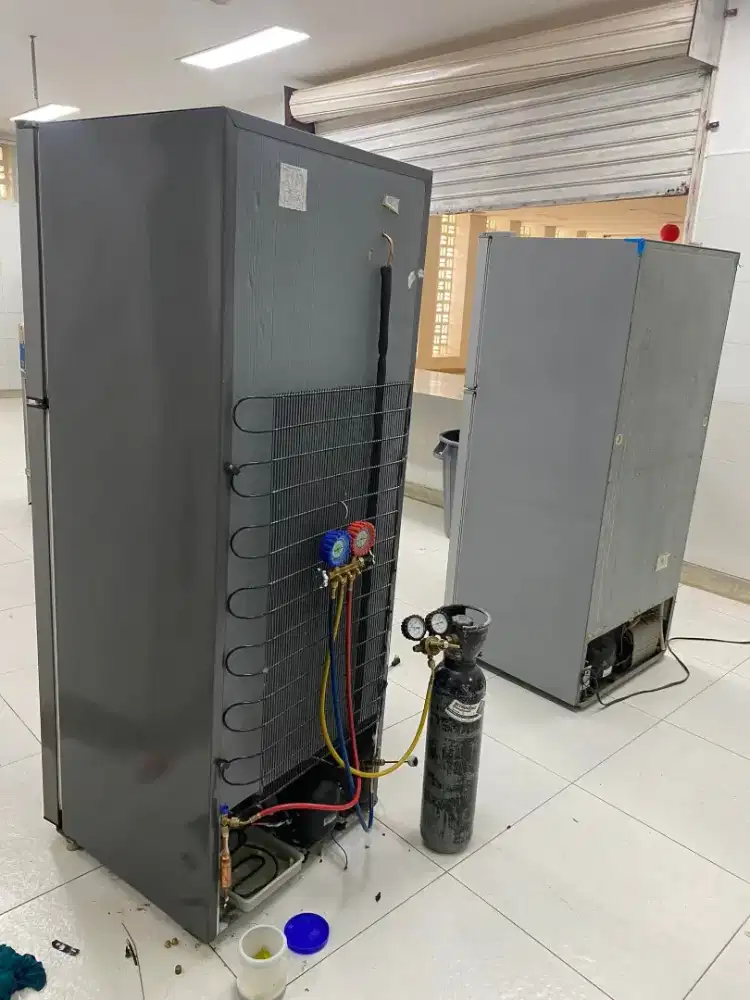 SERVICE KULKAS FREZER PANGGILAN