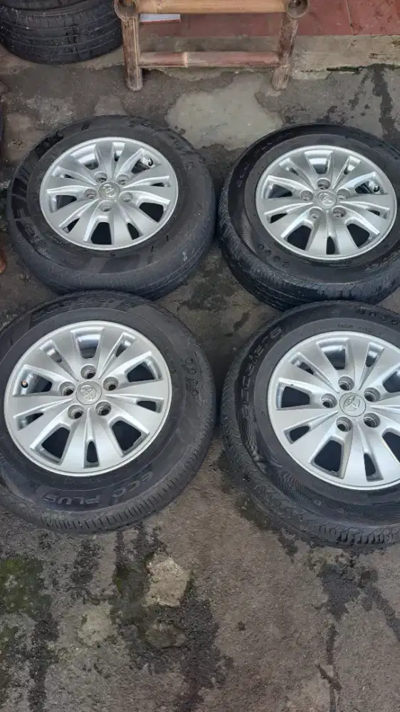 Velg innova ring 15 cocok buat gran max apv mega cary