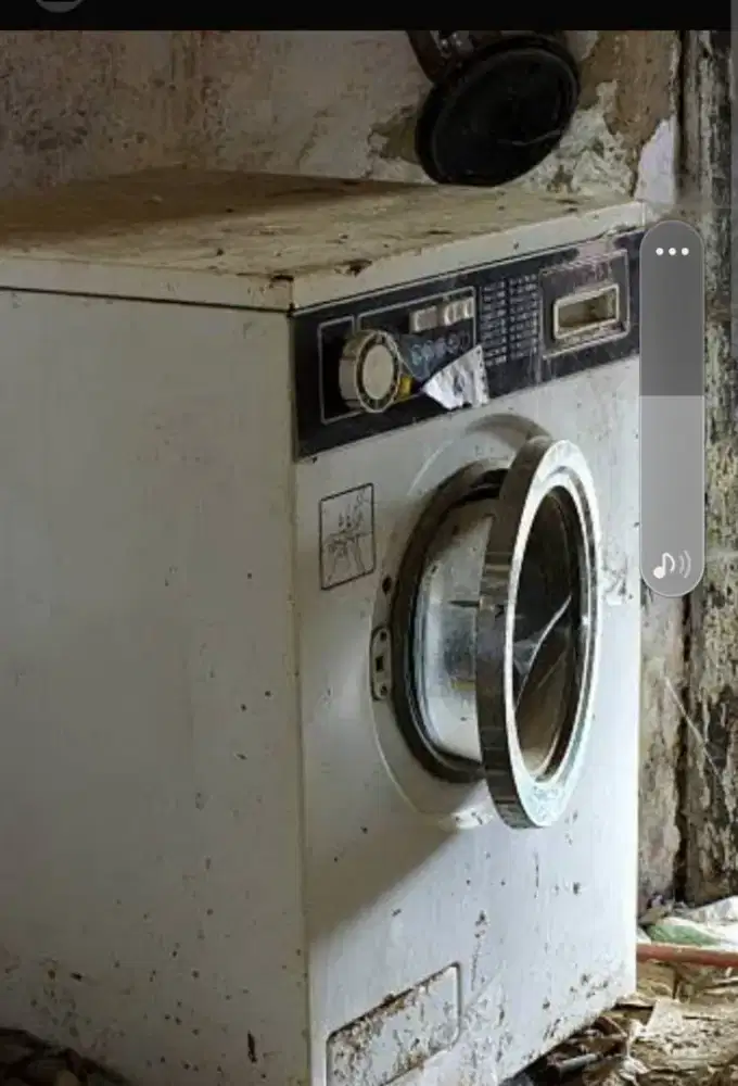 Servis panggilan spesialis mesin cuci dan perangkat rumah tangga