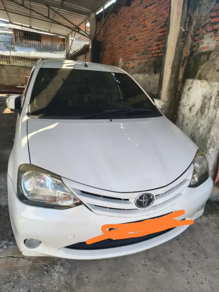 Jual Etios Valco E M/T 2013