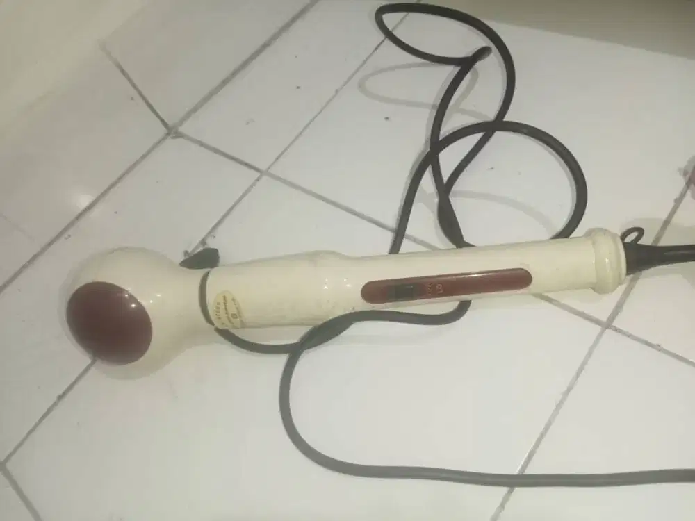 Alat pijat refleksi listrik