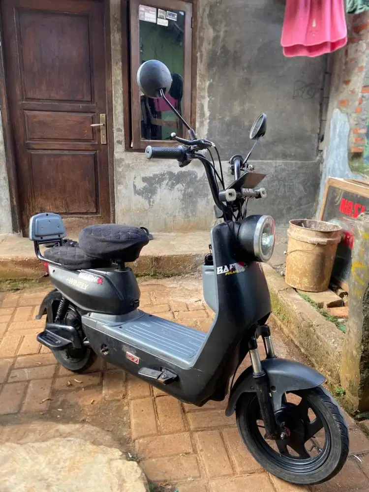 Sepeda listrik uwinfly D7