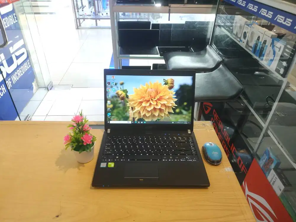 TINGGAL PAKE LAPTOP ACER TRAVELMATE P648 CORE i7 NVIDIA