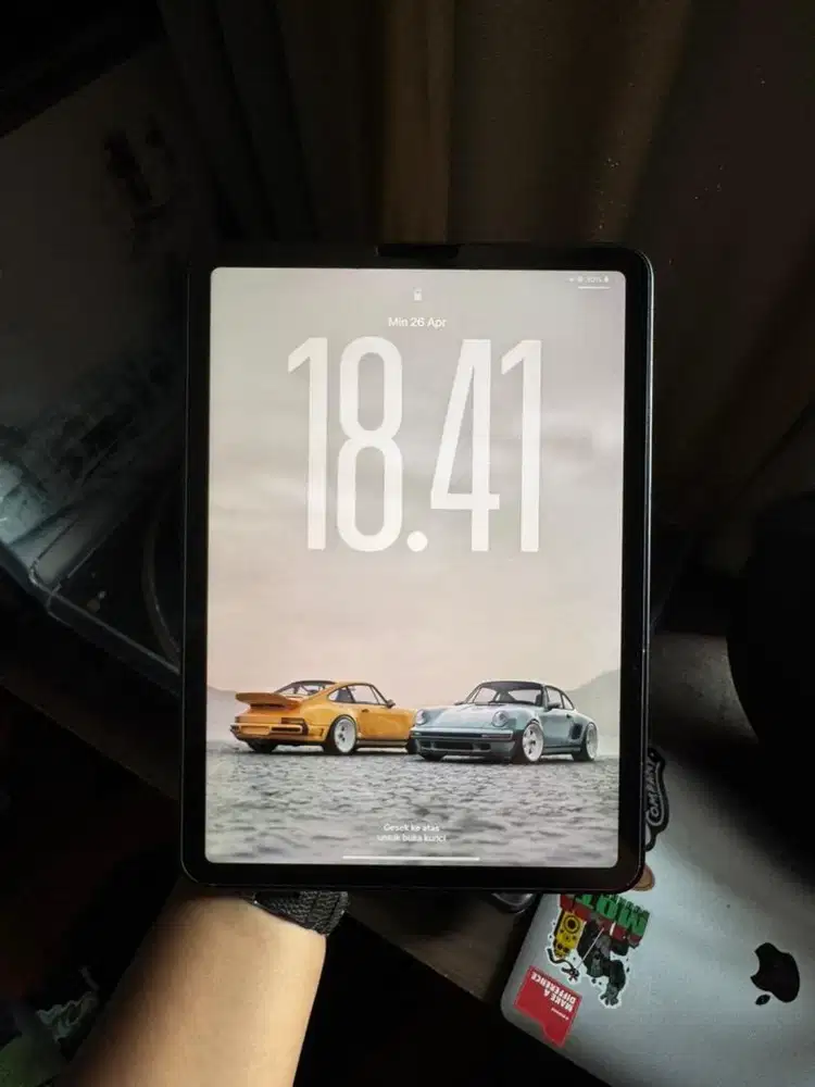 ipad air 5 M1 256gb wifi only + apple pencil gen 2