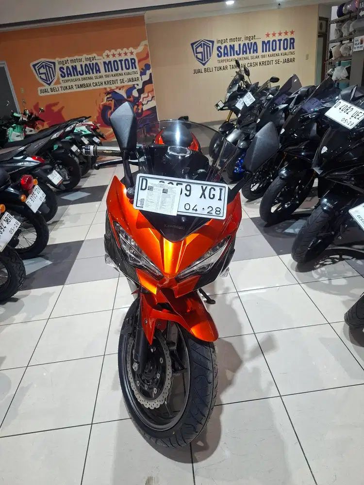 NINJA 250 R FI SE NEW 2018 - SRI SANJAYA MOTOR