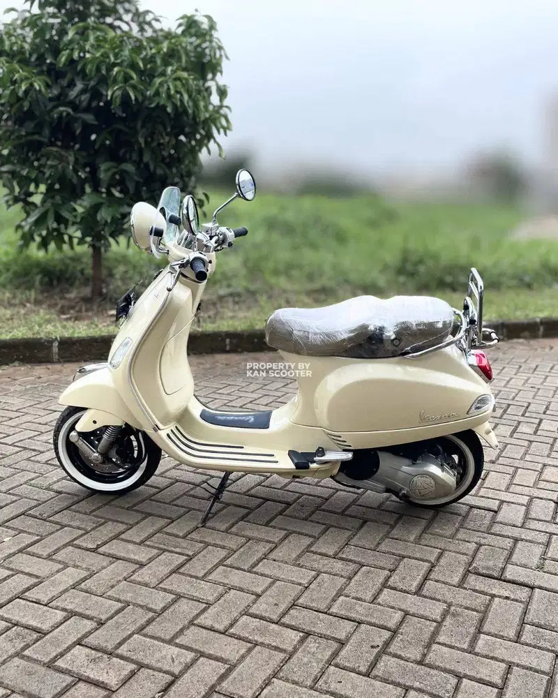 VESPA LXV 150 3V 2015 TERMURAH