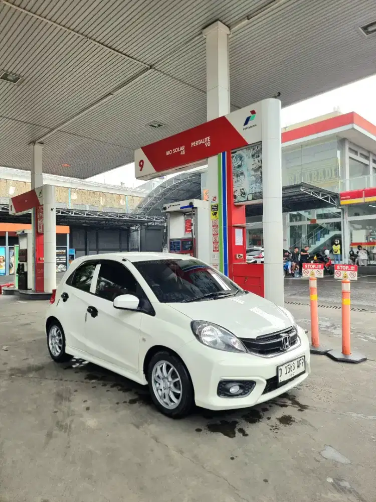 TDP 10 JT!! TANGAN PERTAMA. BRIO E MATIC 2017. FULL SPORTY & TERAWAT