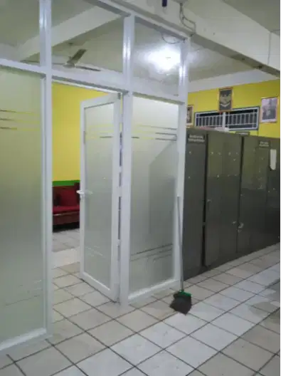 sticker sunblast dan kaca film dapur MBG & Kaca Film peredam panas uv